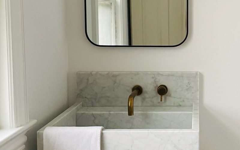 Custom-vanity-with-custom-marble-floor-fabricated03