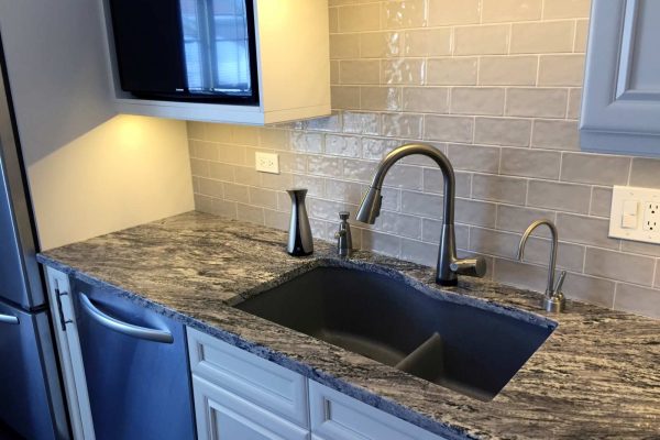 DTK-Stone-Works-London-Fog-3cm-granite-Marcia-Paul-Glenview-IL-kitchen-countertop-sink