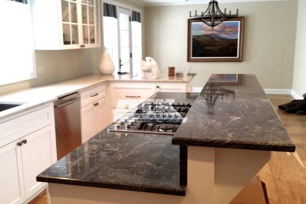 Oscuro_mist_Crema_Marfil_White_Macauba_DTKStoneWorks_Granite_countertops_kitchen_island_Chicago