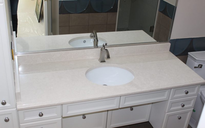Quartz-withe-scaled-1